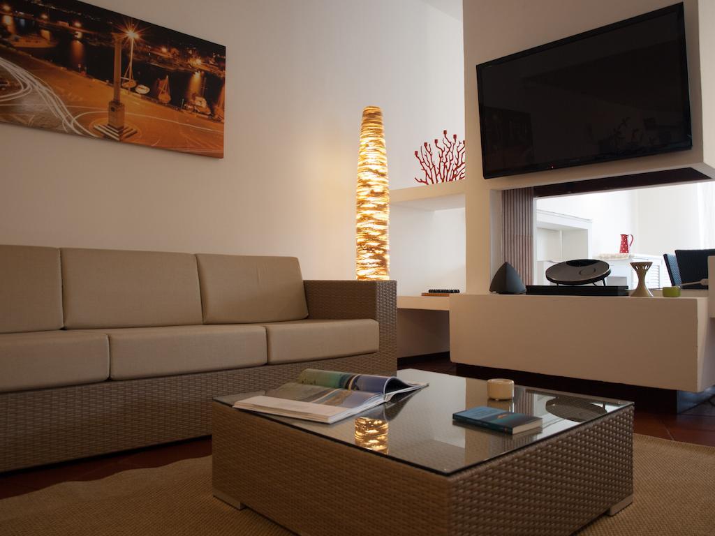 לה מדלנה Hotel Garibaldi מראה חיצוני תמונה