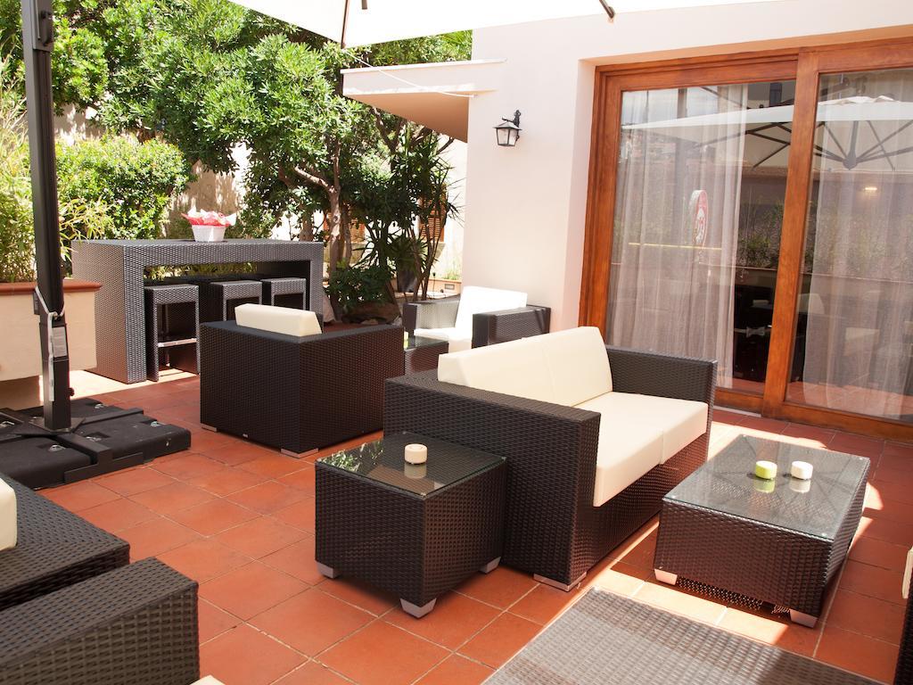 לה מדלנה Hotel Garibaldi מראה חיצוני תמונה