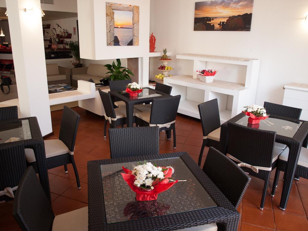 לה מדלנה Hotel Garibaldi מראה חיצוני תמונה
