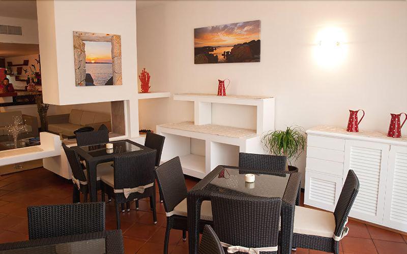 לה מדלנה Hotel Garibaldi מראה חיצוני תמונה
