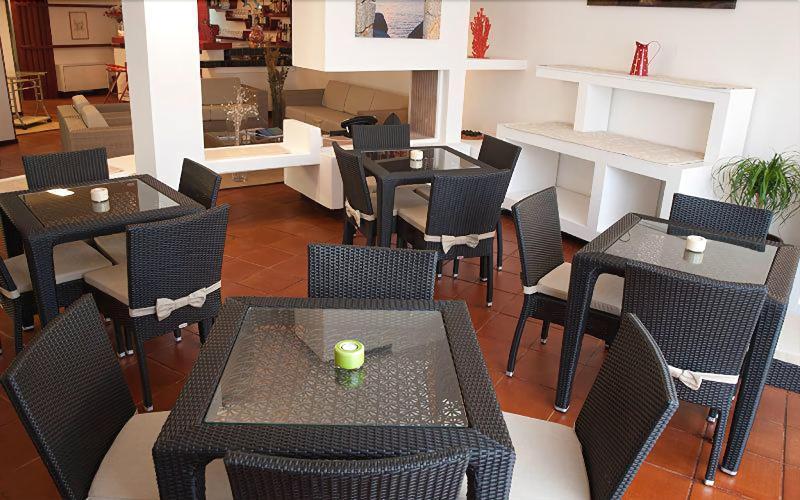 לה מדלנה Hotel Garibaldi מראה חיצוני תמונה